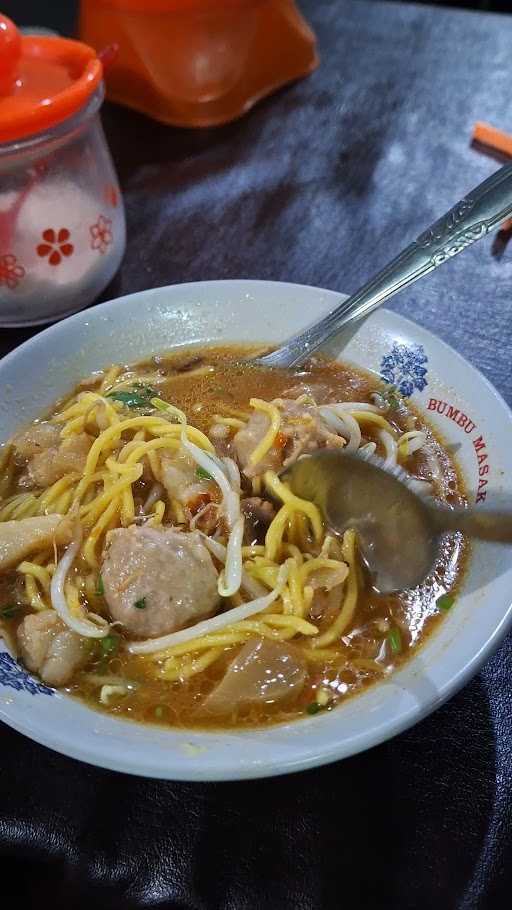 Mie Ayam Bakso & Mie Kocok H. Udin Dawuan 4