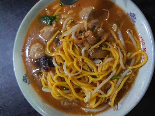 Mie Ayam Bakso & Mie Kocok H. Udin Dawuan 10