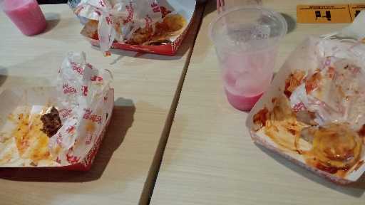 Richeese Factory Cikampek Mall 10