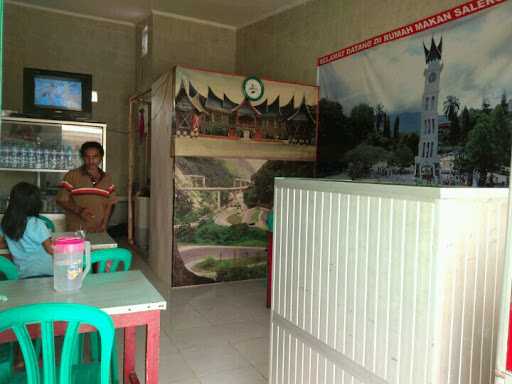 Rumah Makan Salero Basamo 1