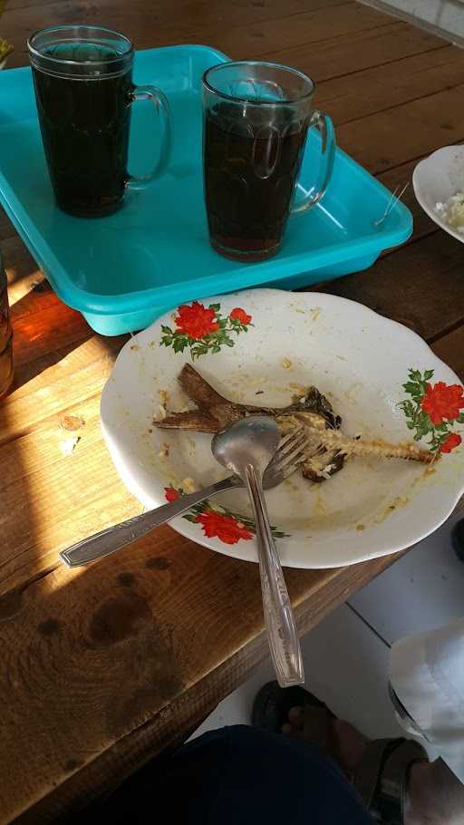 Warung Nasi Emba Uyun 1