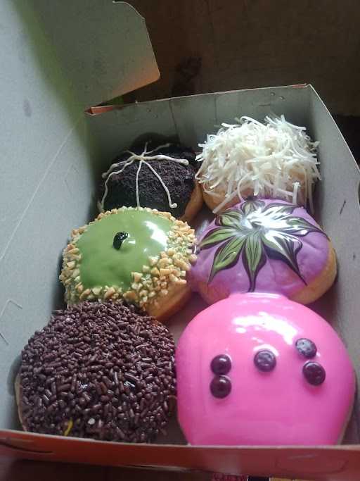 Jj Donuts 4