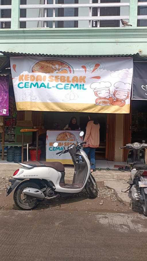 Kedai Seblak Cemal-Cemil 4