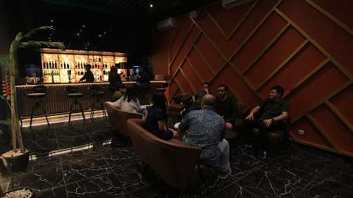 Vip Ktv & Sky Lounge 4