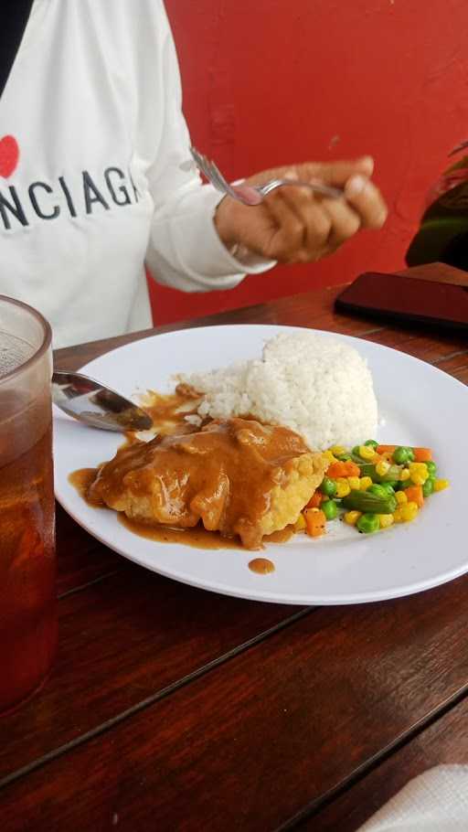 Angkringan Steak Pampalassa Setu 5