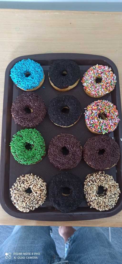 Felicya Donut'S 3