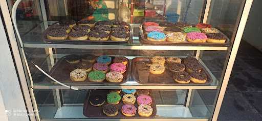 Felicya Donut'S 10