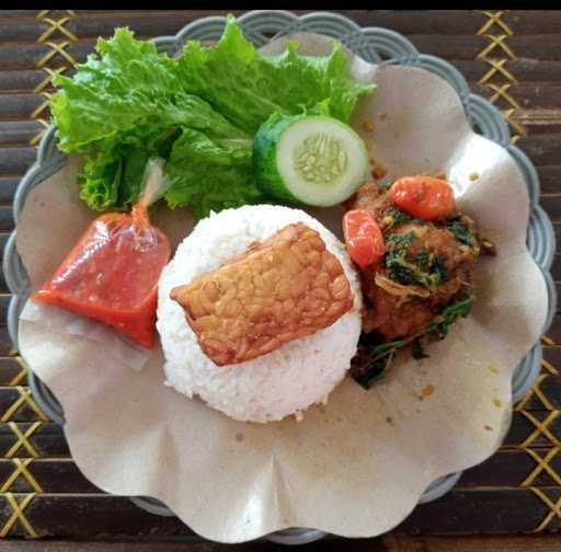 Nasi Paket Ibu Iis 2