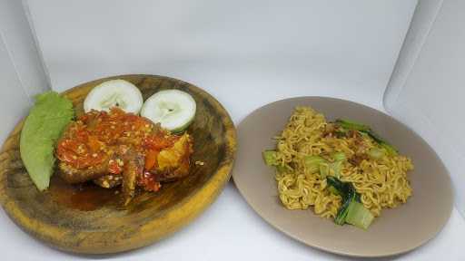 Penyet Sambel Petir 7