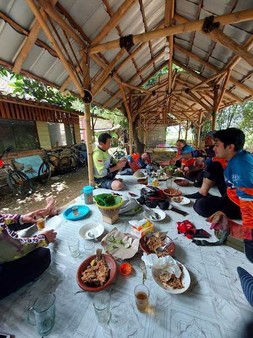 Warung Bambu Ampel 10