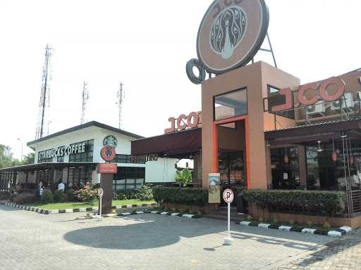 J.Co Donuts & Coffee Rest Area Km 39 Tol Jakarta Cikampek 1