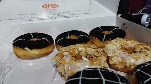 J.Co Donuts & Coffee Rest Area Km 39 Tol Jakarta Cikampek 3