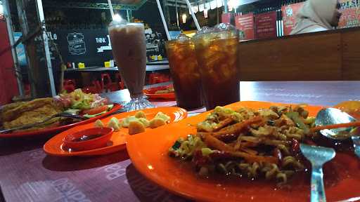 Hotmie Resto 4