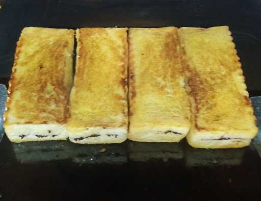 Martabak Top'S Bandung Montella 6