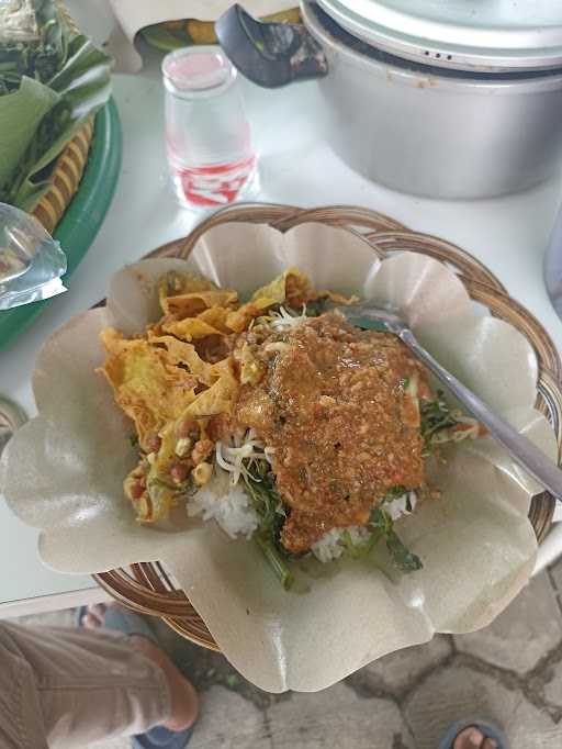 Nasi Pecel Jawa Timur 1