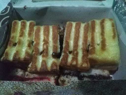 Roti Bakar 2L 3