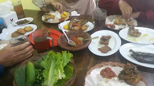 Rumah Makan Ciganea 2