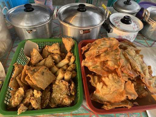 Warung Nasi Uduk Ma Mpit 9