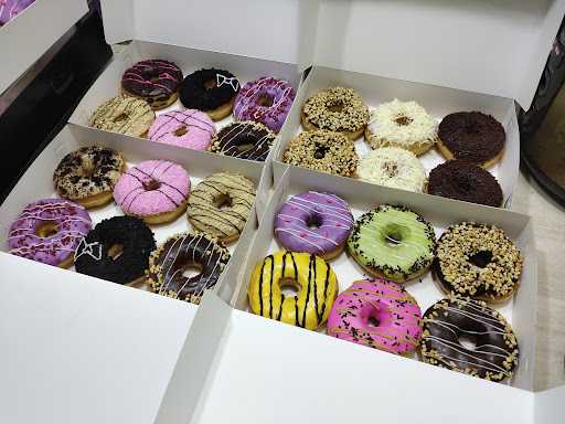 Ahz Donuts 7