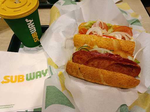 Subway - Citywalk Lippo Cikarang 8