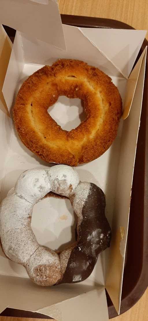 Mister Donut 6