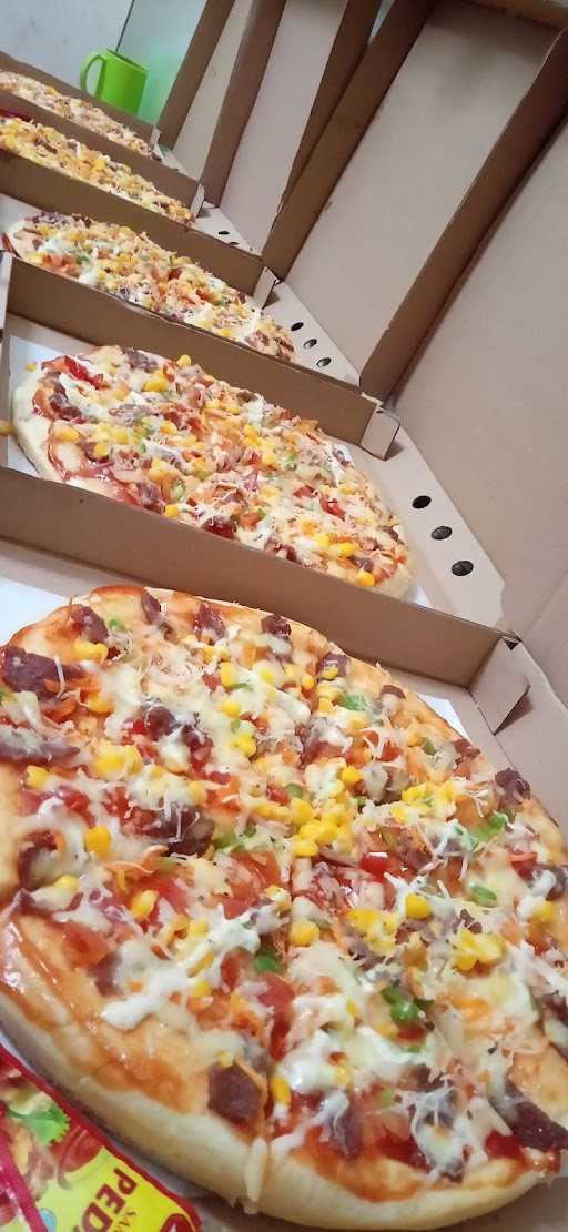 Pizza Family Cikarang Selatan 2