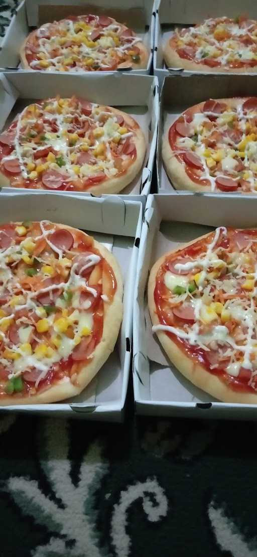 Pizza Family Cikarang Selatan 1