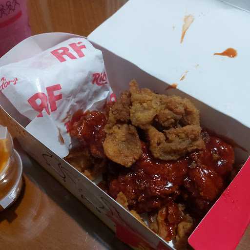 Richeese Factory Lippo Cikarang 6