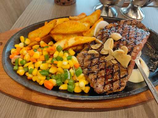 Steak 21 - Living Plaza 8