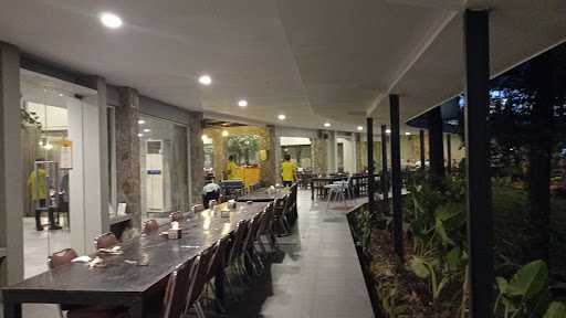 Telaga Seafood Restaurant Cikarang 4