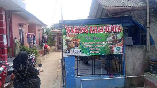 Warung Khas Sunda Teh Yeni 1