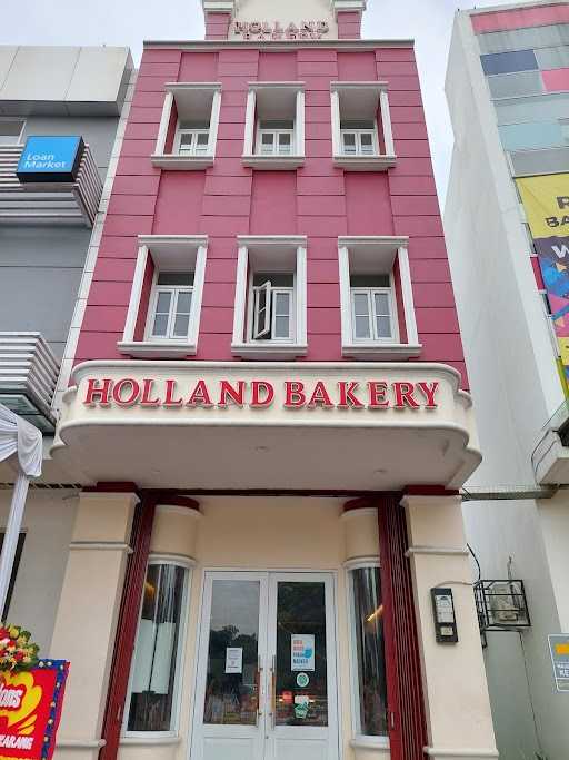 Holland Bakery Jababeka Cikarang 1