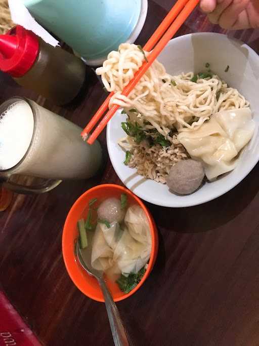 Bakmi & Bubur Bandung Kang Yadi 5