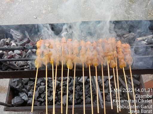 Lontong Sate 2