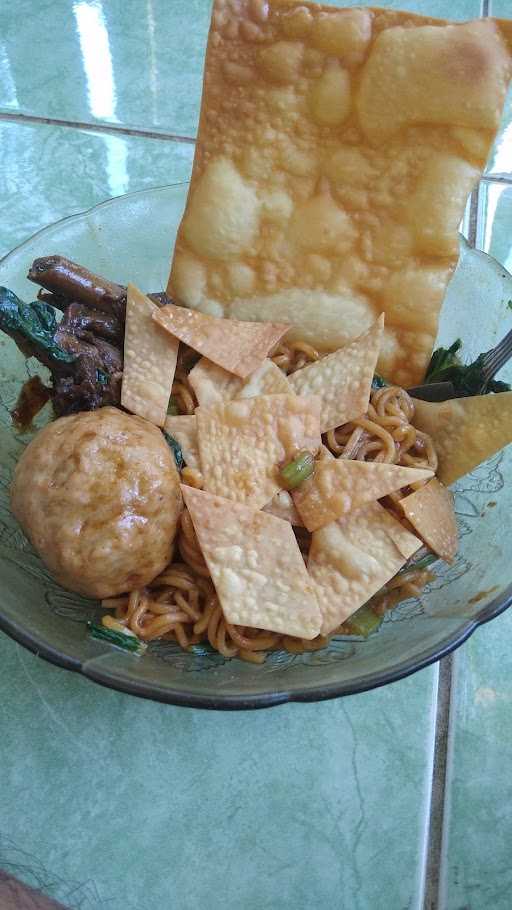 Mie Tulang,Bakso Ibu Eros 1