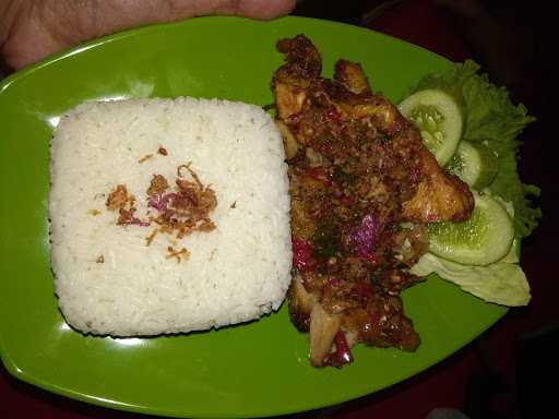 Ayam Geprek Kedai Liniuz 2