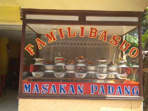 Rumah Makan Famili Basuo 10