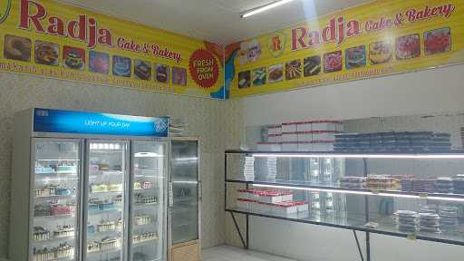 Toko Kue Radja Cake & Bakery 4