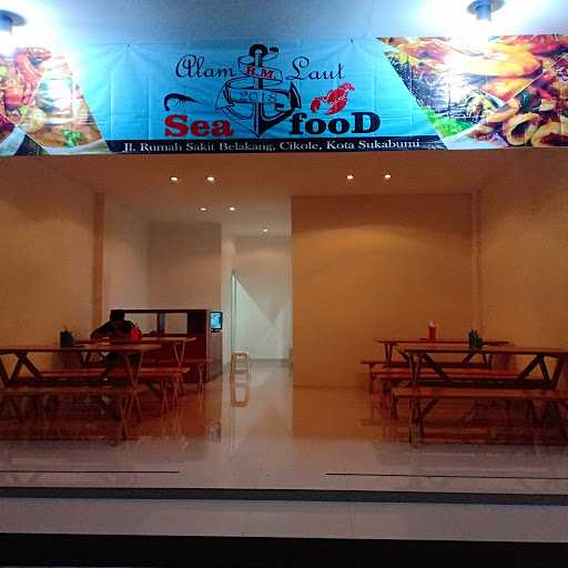 Rumah Makan Seafood Alam Laut 4