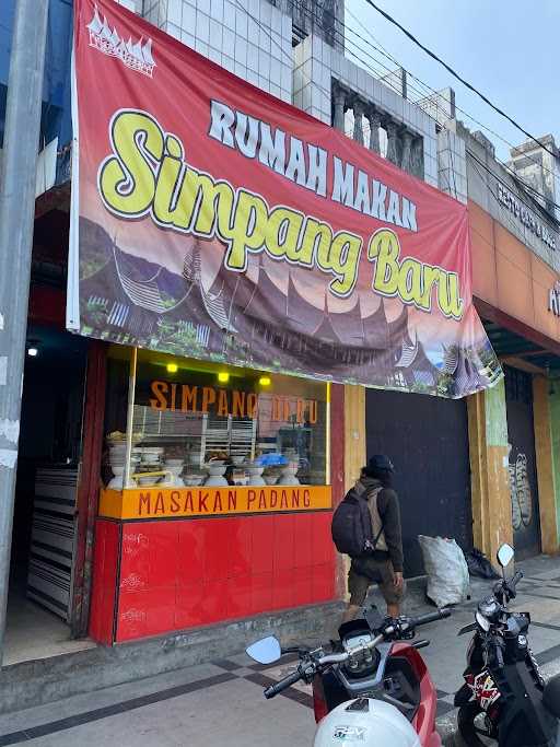 Rumah Makan Simpang Baru 10