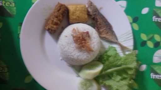 Warung Makan 99 A 2