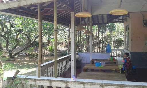 Warung Seblak Pura-Pura 1