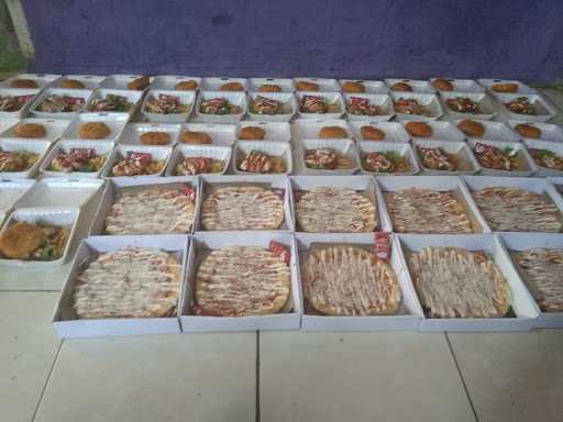 Rumah Pizza Mamah Andre 7