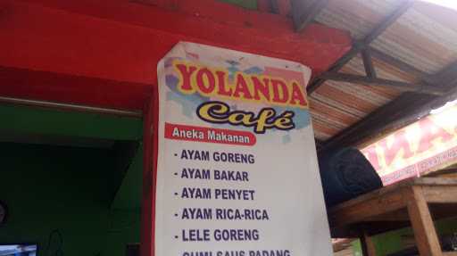 Yolanda Cafe 5