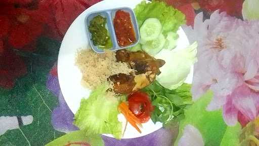 Ayam Goreng Ibu Ros 9