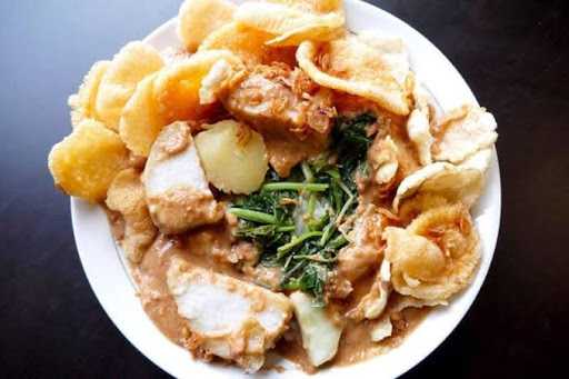 Gado Gado Bu Lili 4