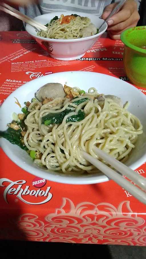 Mie Ayam Bakso Pompi 8