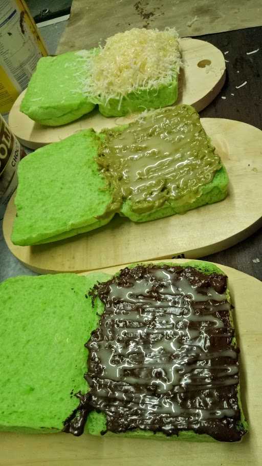 Roti Bakar Dan Kukus Rai 4