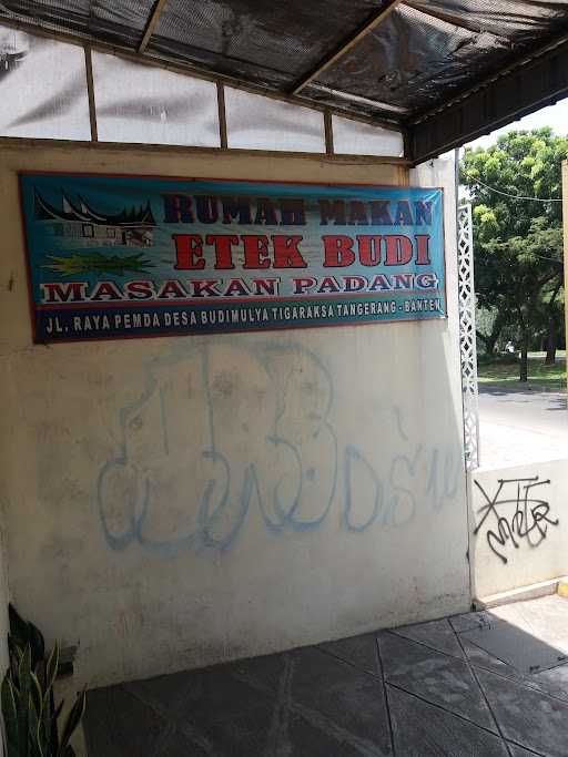 Rumah Makan Etek Budi 7