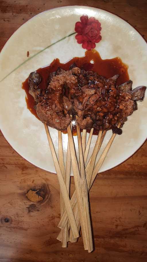 Rumah Makan Sate Colombus Cinglu 7